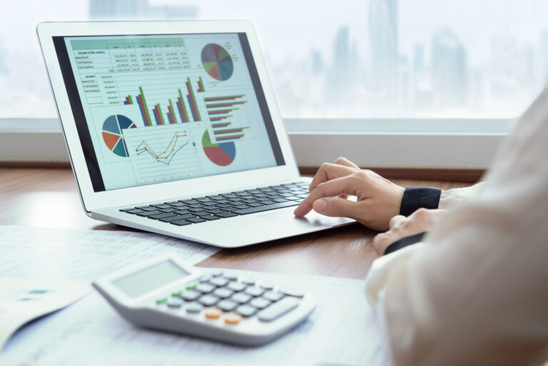 Les outils de gestion tout-en-un sont-ils adaptés aux petites entreprises ?